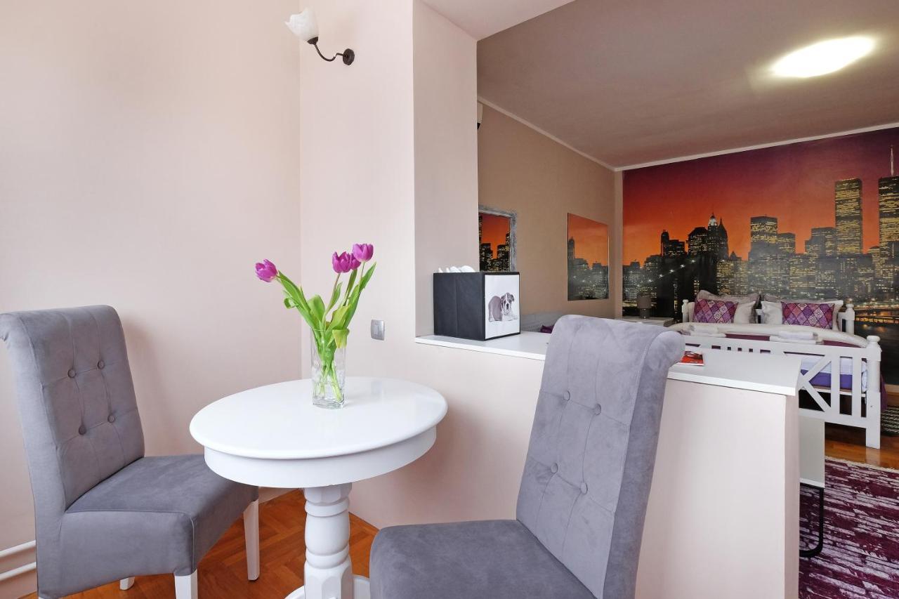Sava Square Apartment Belgrado Buitenkant foto