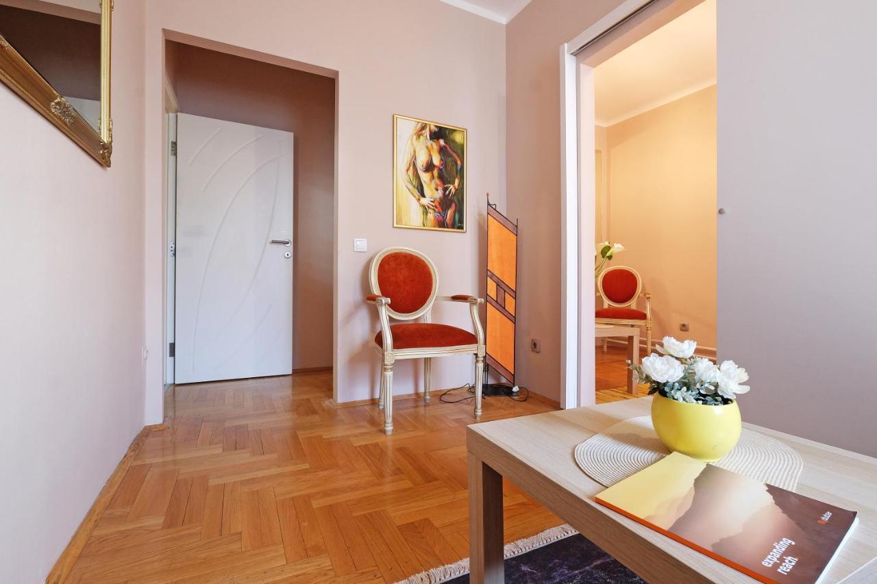 Sava Square Apartment Belgrado Buitenkant foto